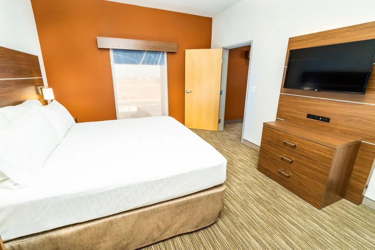 Holiday Inn Express & Suites Las Vegas Sw Springvalley By Ihg 3*,  United States